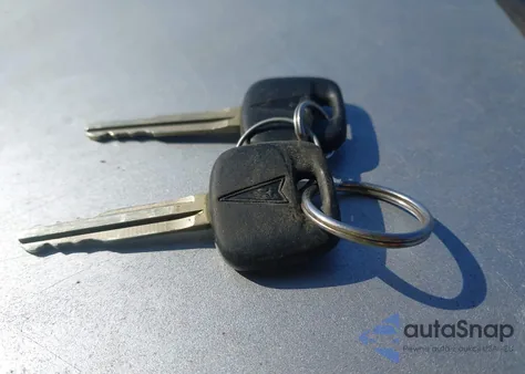 2006 Pontiac Vibe из США, поврежденный, VIN 5Y2SL65846Z412136